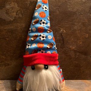 GNOME ATHLETE "CHAMP" Plush Hug Giftcraft Soccer Basketball Football NWT